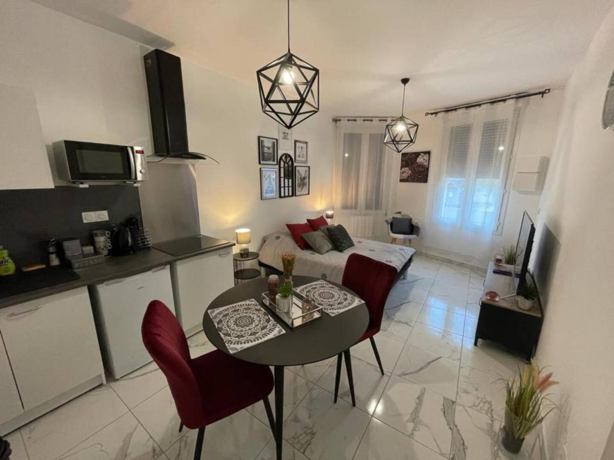 ניורט Le Dolce Vita - Centre Historique, Proche Toutes Commodites, Stationnement Aise, Wifi-Netflix מראה חיצוני תמונה